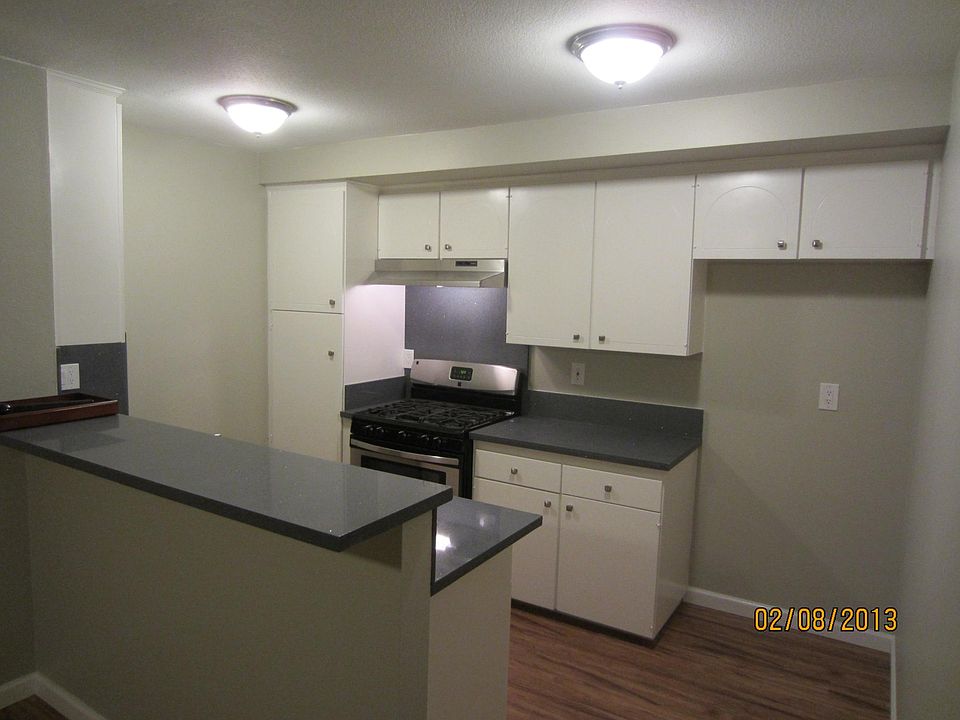 1st image of 416 W Fairway Dr APT C