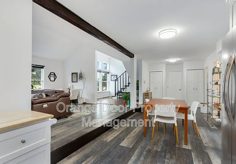 55 Hylebos Ave — Photo 5