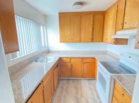 262 Price St, Daly City, CA