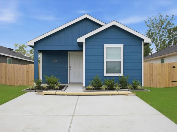 6021 Pineapple St, Houston, TX 77048