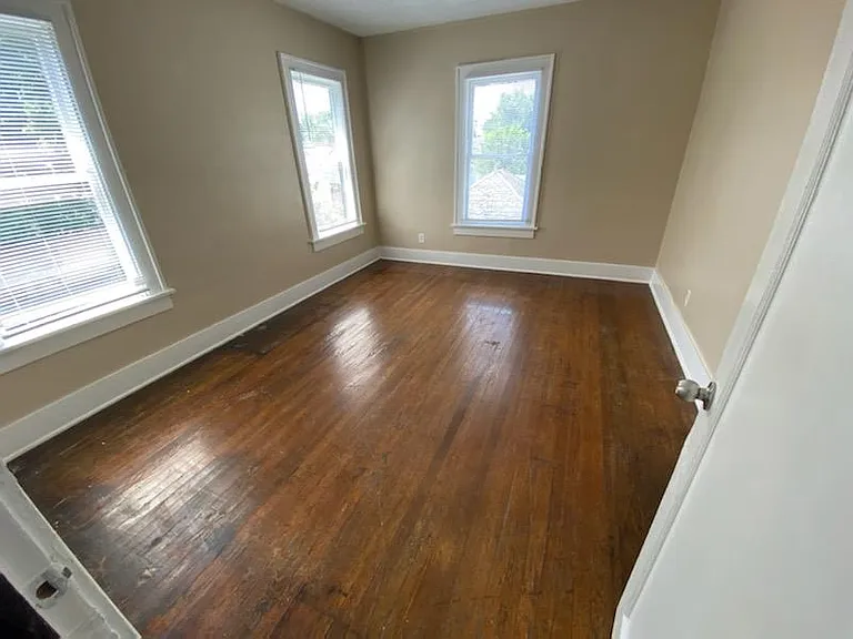 41 Gilbert Ave #E — Photo 14