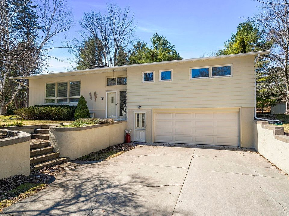 1st image of 663 W Orchard Dr