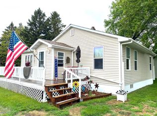 619 2nd Ave SE, Roseau, MN 56751