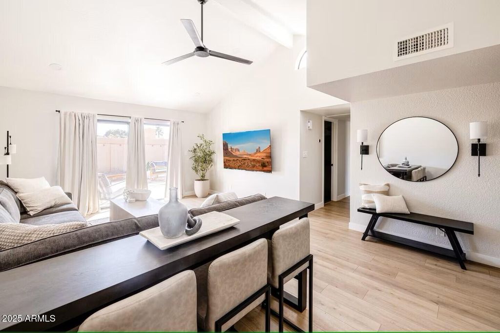 9073 E Evans Dr, Scottsdale, AZ 85260