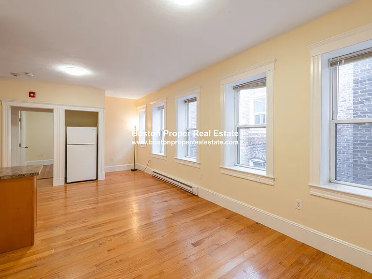 891 Huntington Ave #3 — Photo 6