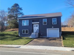 229 Hopkins Hill Rd, Coventry, RI 02816