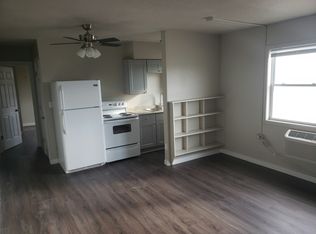 518 Baker St APT 2, Baldwin City, KS 66006