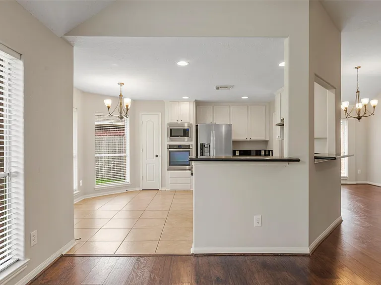 210 Leisure Dr — Photo 11