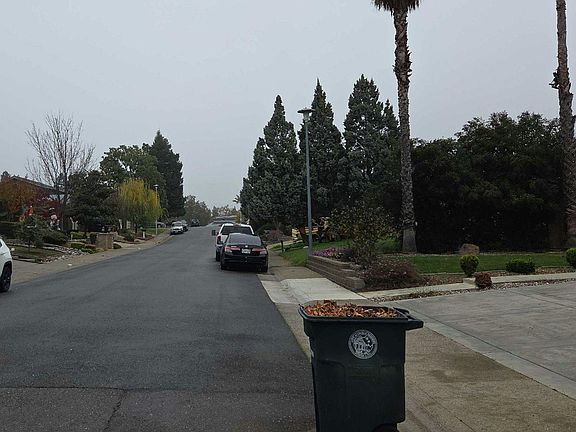 4th image of 8223 Longden Cir