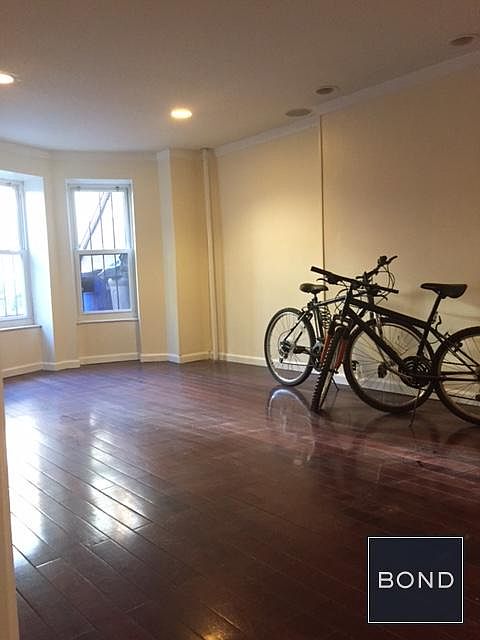 1st image of 154 Woodruff Ave