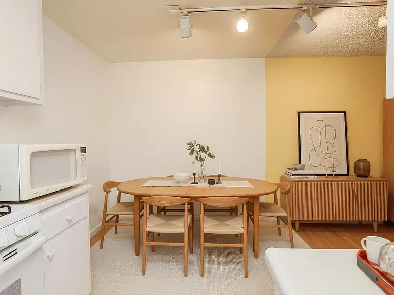 38455 Bronson St #120 — Photo 4