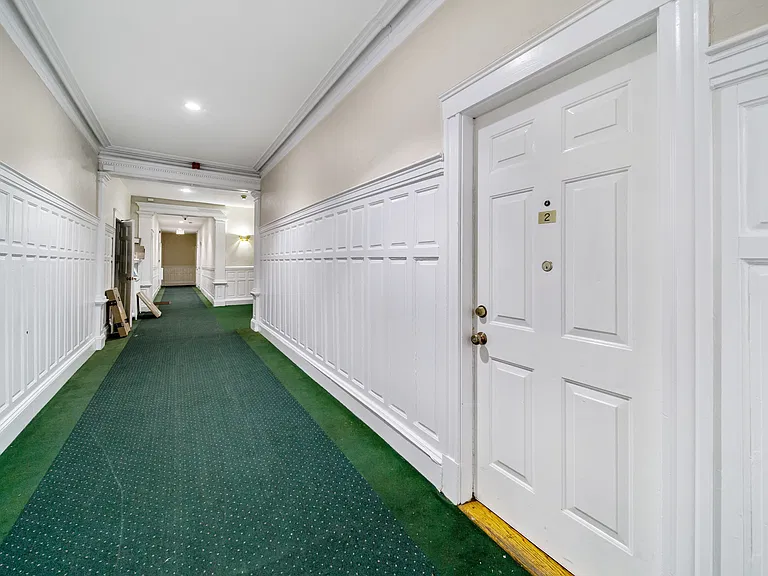 137 Peterborough St #2 — Photo 23