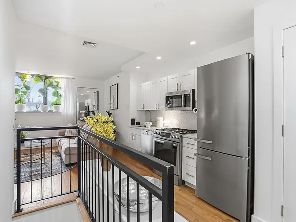 280 Nassau Ave #1F, Brooklyn, NY 11222