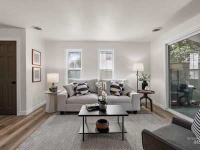 261 N Eagle Glen Ln, Eagle, ID, 83616