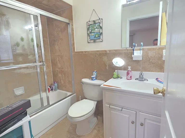 1026 Fairmount Ave #2 — Photo 7