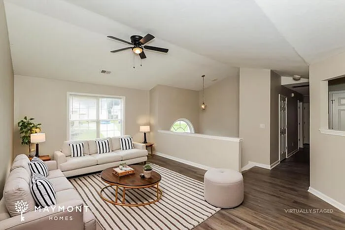 6055 Yellowood Ct — Photo 5