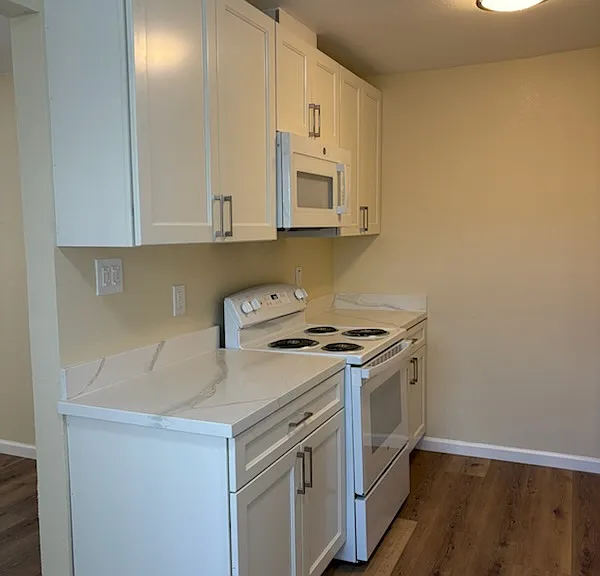 896 Carlson Blvd #C — Photo 6