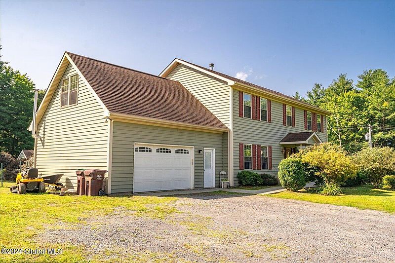 2nd image of 230 Keefe Road