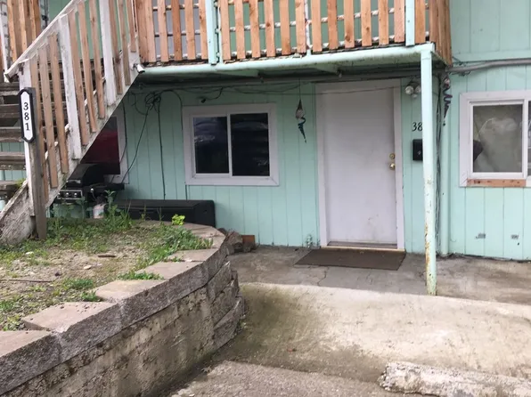 385 SE Darrell Ave, Winston, OR 97496