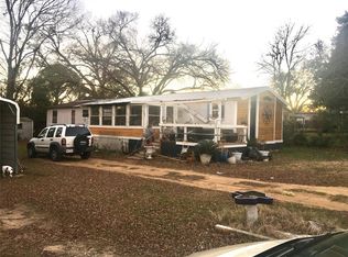 1929 Island Cir, Tool, TX 75143