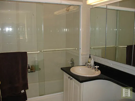 Rented by Halstead Real Estate | media 17