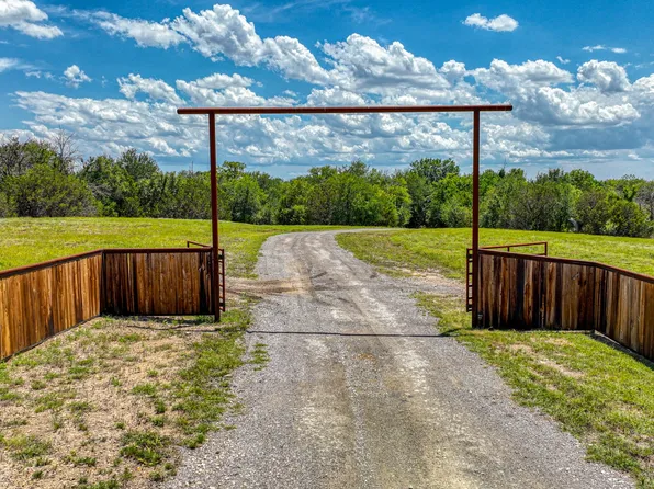 671 Carter Rd, Springtown, TX 76082