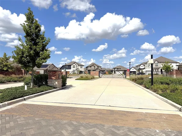 2437 Fairway Harbor Dr, Katy, TX 77493