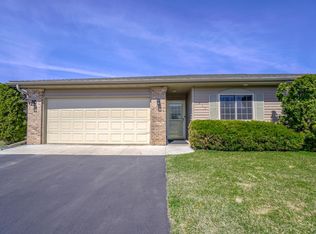 1417 Wheat Grass, Hudson, WI 54016