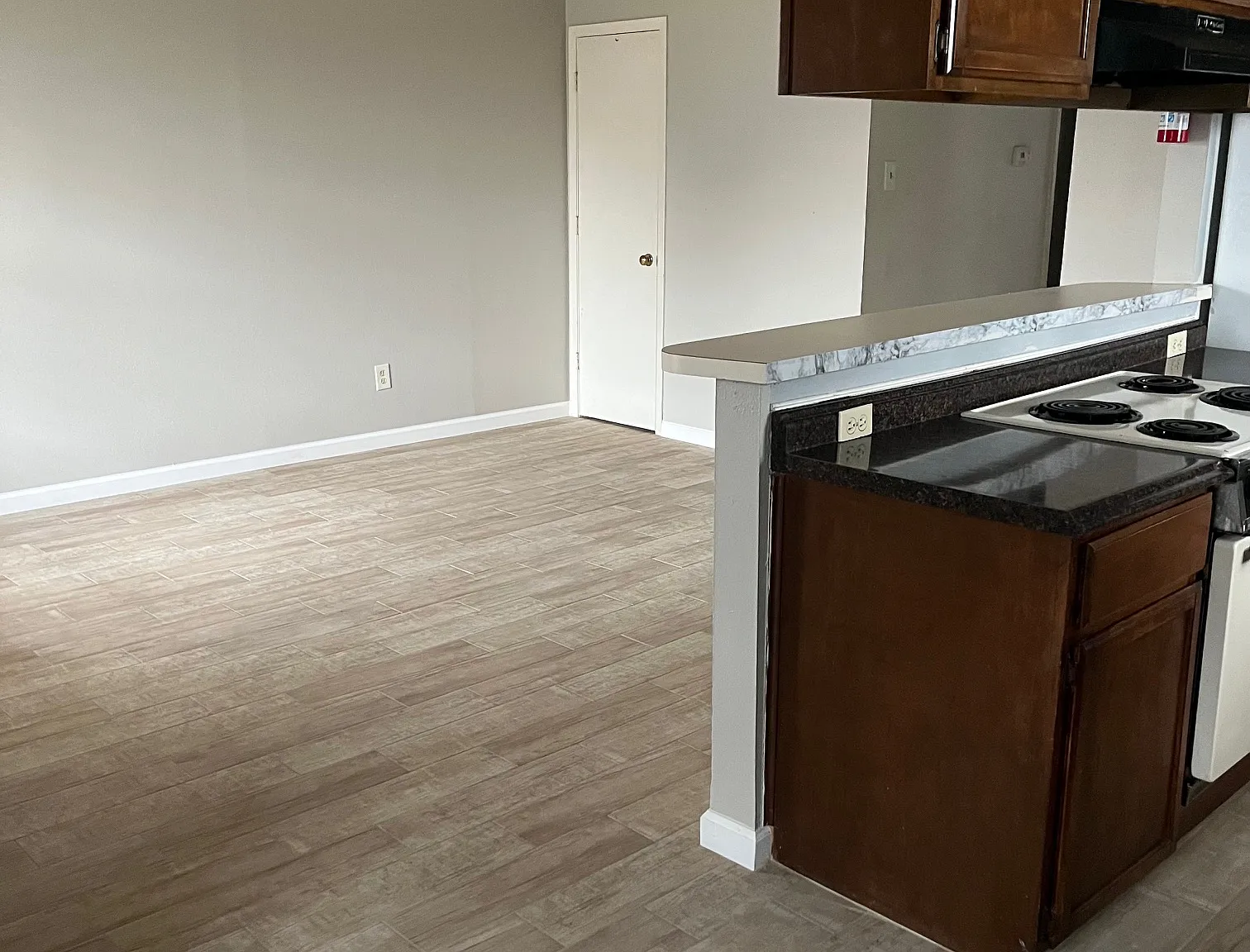 604 Race St — Photo 4