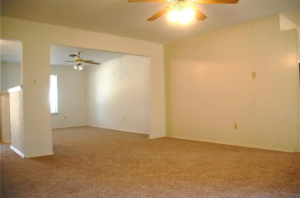 3 bed, 1424 sqft, $1,875 — Photo 4