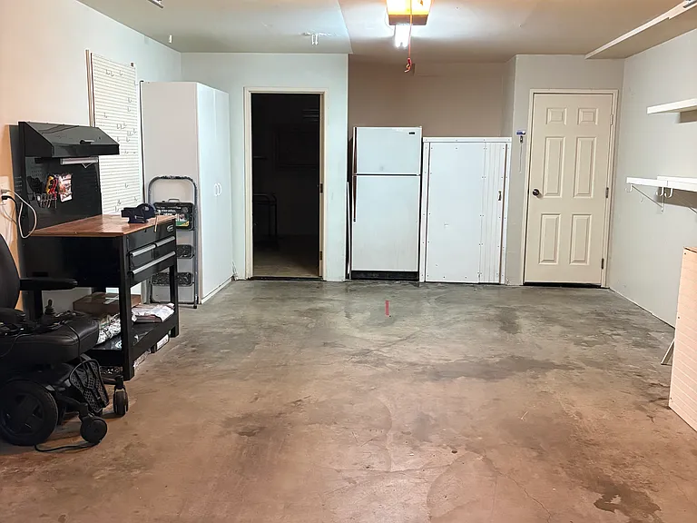 2914 Luciernaga St #B — Photo 9