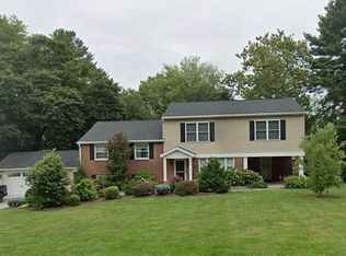 48 Anthony Wayne Dr, Wayne, PA 19087