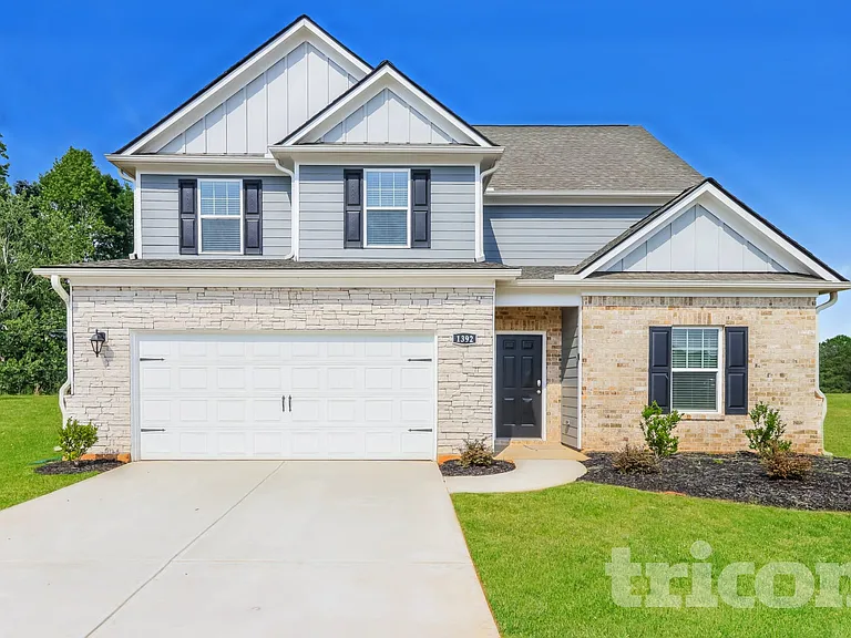 1392 Deutz Dr — Photo 1