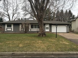 2070 Carnelian Ln, Eagan, MN 55122