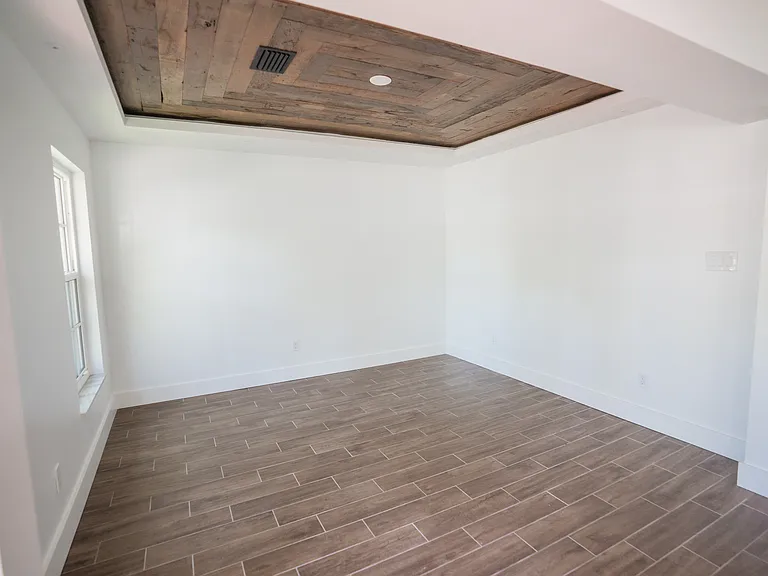 4819 W San Miguel St — Photo 41
