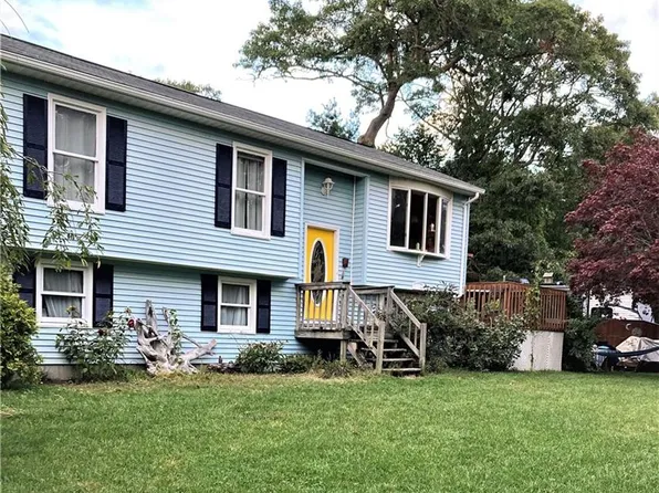 12 Mautucket Rd, South Kingstown, RI 02879