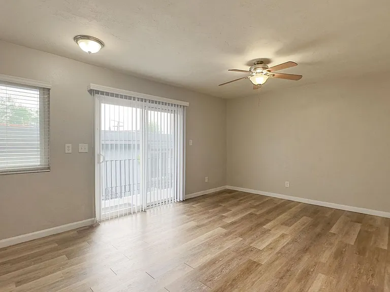 The Dalton Apartments — Photo 19