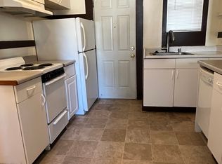 5035 11th Ave NE APT B, Seattle, WA 98105