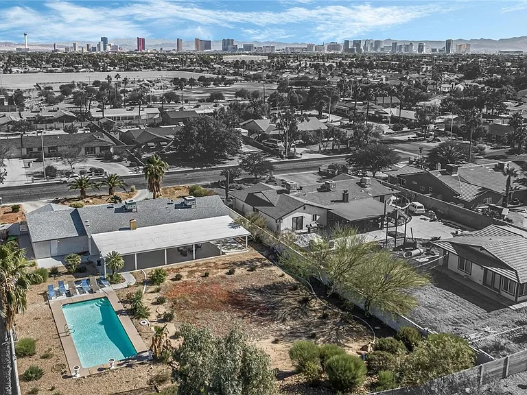 1963 Casa Vista Dr — Photo 35