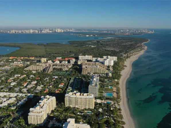 430 Grand Bay Dr APT 505, Key Biscayne, FL 33149