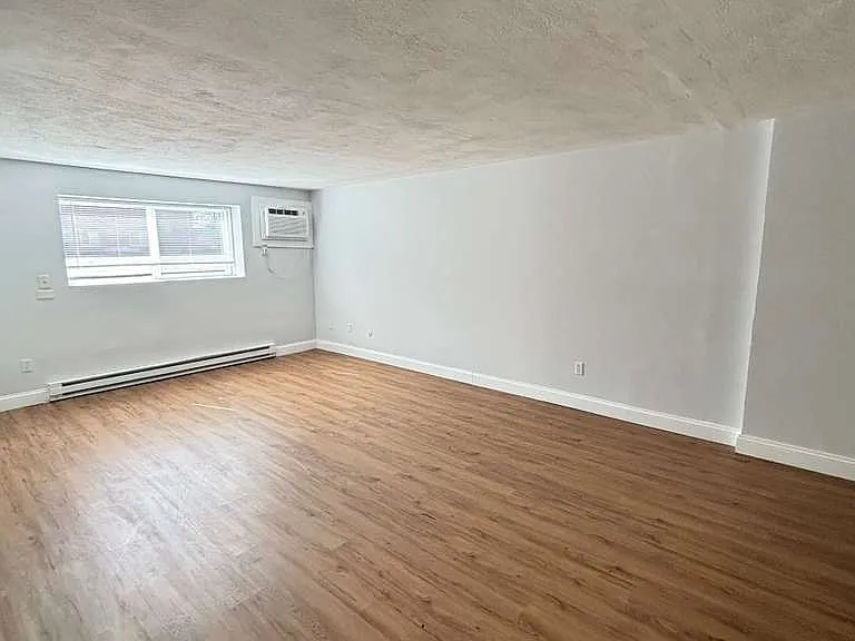 77 Arlington St #3 — Photo 3