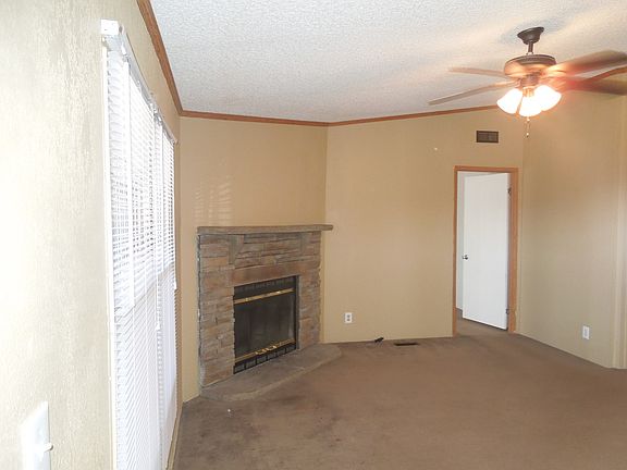 4th image of 3217 Wooded Glen Way