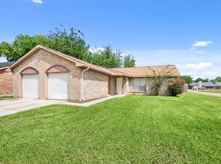 2902 Lacewing Ln, Houston, TX 77067