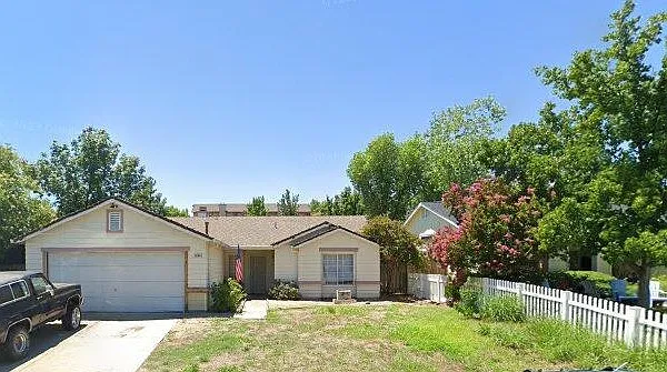 1044 Grouse Dr