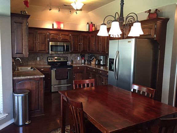 2nd image of 1303 Ford Circle Dr