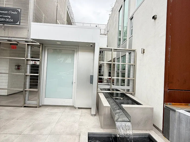 8210 W Fountain Ave #103 — Photo 8
