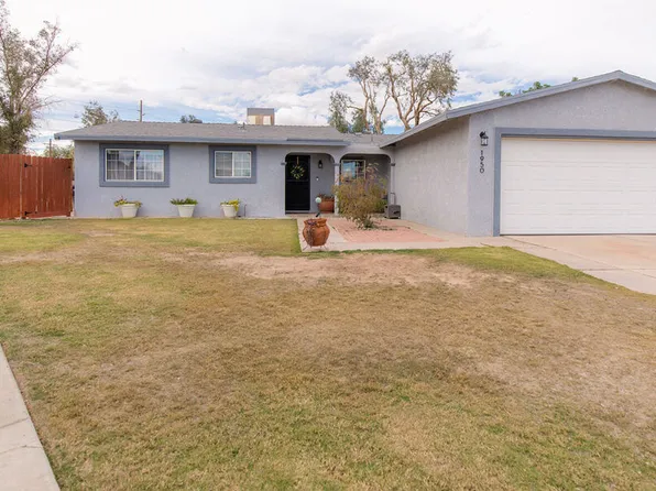 1950 Driftwood Dr, El Centro, CA 92243