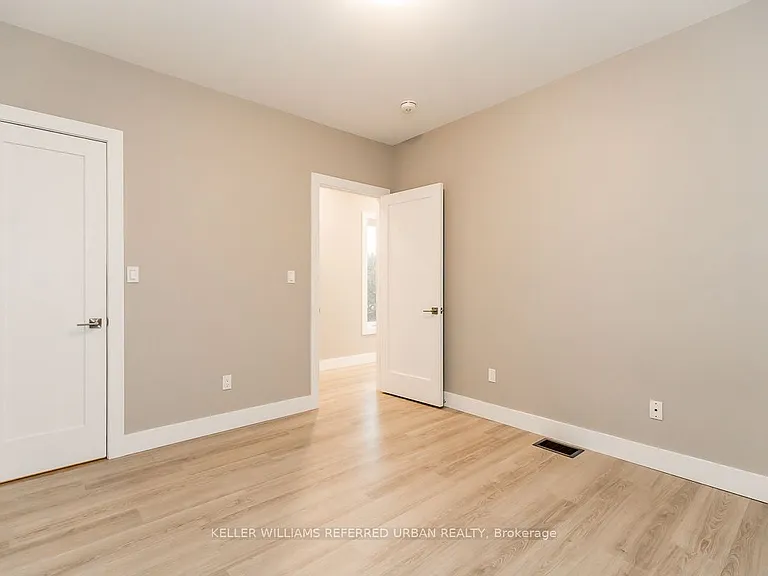 23 Delta Cres — Photo 16