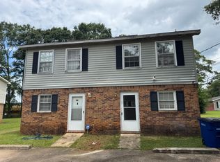 100 Lafayette Ct #1, Lagrange, GA 30241