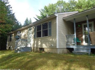 122 Gayton Rd, Lewiston, ME 04240